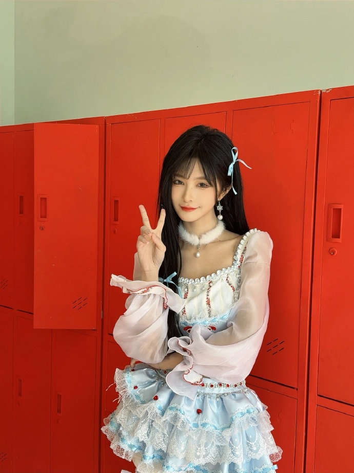 阿基拉 封面